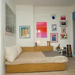 Stille Baghuslejlighed Med Altan Apartman