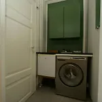 Stille Baghuslejlighed Med Altan Apartman