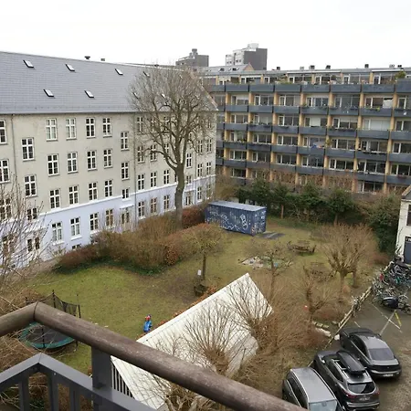 Quiet Back House Flat With Balcony Copenhagen