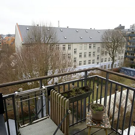 Quiet Back House Flat With Balcony Copenhagen