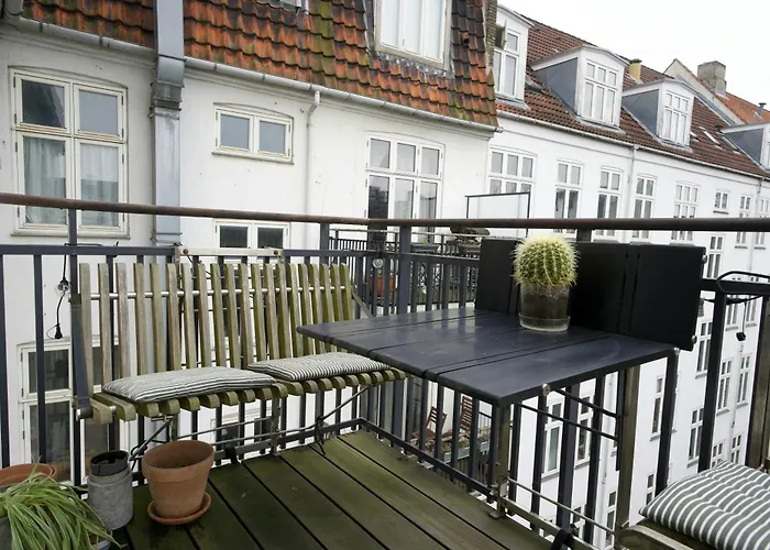 Quiet Back House Flat With Balcony Κοπεγχάγη